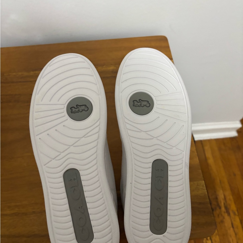 Coach Men's All-White Sneakers Size 9 - Picture 5 of 5